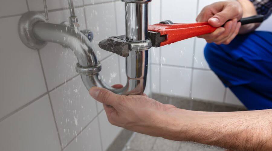 Local expert plumbing services in Mapleton, ND